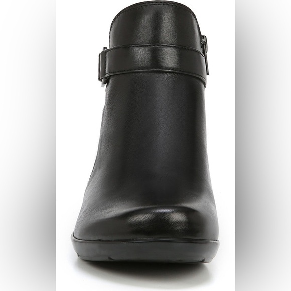 Naturalizer Colette Black Leather - Wide - Picture 3 of 5